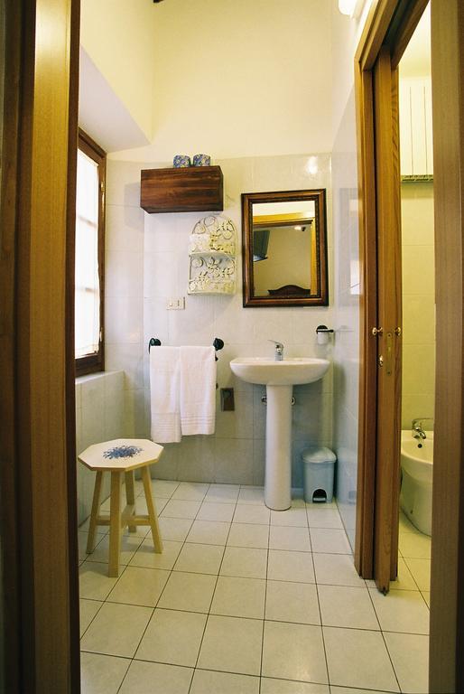 Camere Zimmer Rooms San Francesco Buti Dış mekan fotoğraf